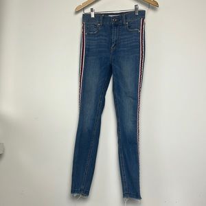 Dynamite denim size28 stretchy jeans